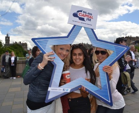 Were you pap'd by the Capital Street Stars?