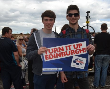 Were you pap'd by the Capital Street Stars?