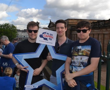 Were you pap'd by the Capital Street Stars?