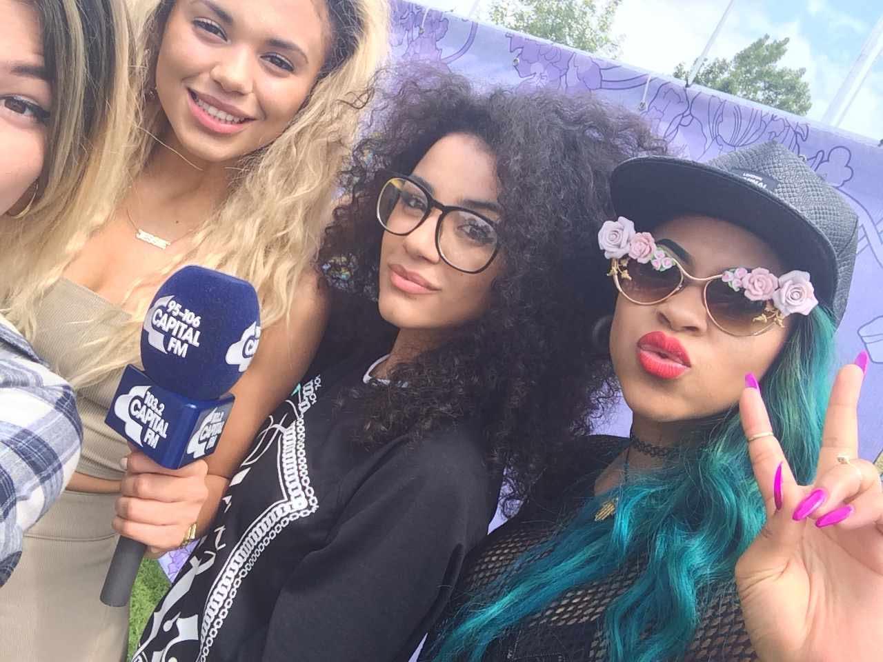 Neon Jungle Selfie Backstage at Isle of Wight 2014