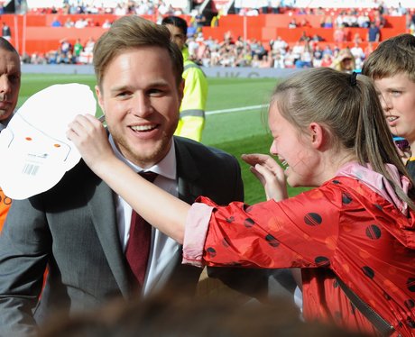 Olly Murs with a crying fan