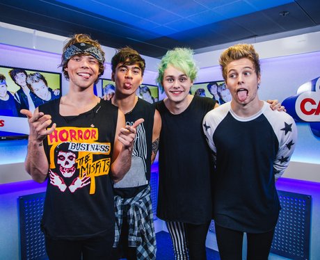 5SOS backstage at the Summertime Ball 2014