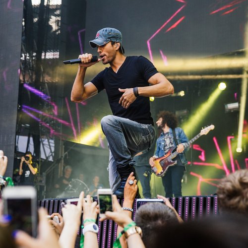 Enrique Iglesias, Latin GRAMMY Cultural Foundation Launch Scholarship