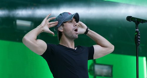 Enrique Summertime Ball 2014 Performance