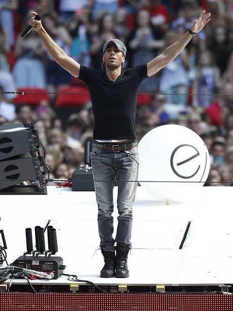 Enrique Summertime Ball 2014 Performance