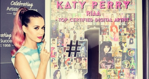 Katy Perry RIAA award