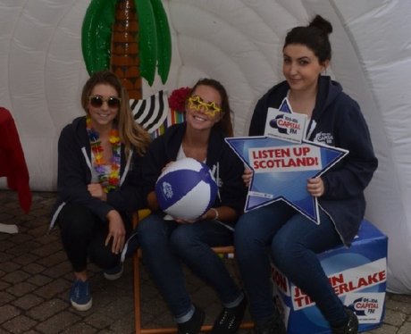 Were you pap'd by the Capital Street Stars?