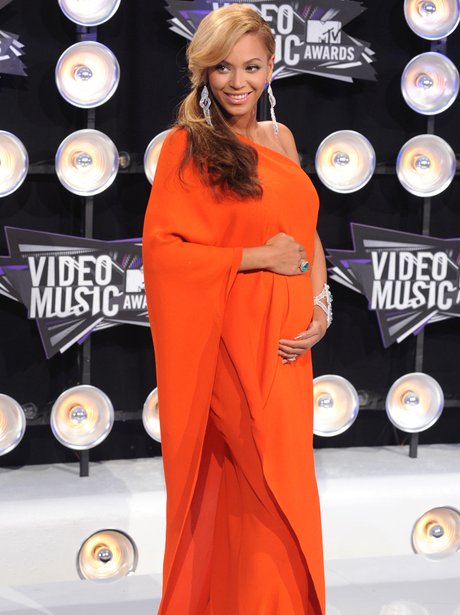 Beyonce Debuts Baby Bump