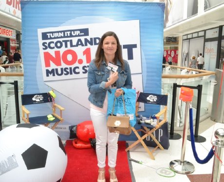 Were you pap'd by the Capital Street Stars?