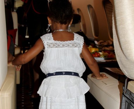 Blue Ivy with Beyonce on private jet