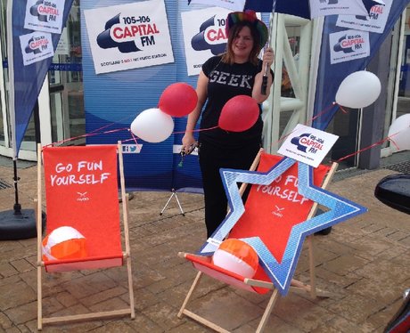 Were you pap'd by the Capital Street Stars?