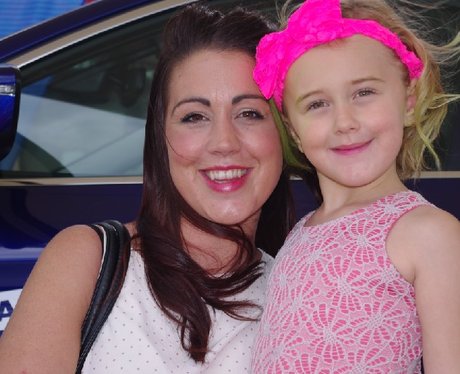 Street Stars at Mcarthur Glen Designer Outlet