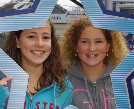 Street Stars at Mcarthur Glen Designer Outlet