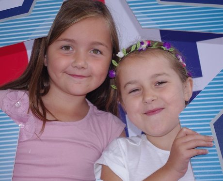 Street Stars at Mcarthur Glen Designer Outlet