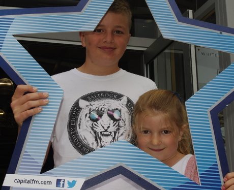 Street Stars at Mcarthur Glen Designer Outlet