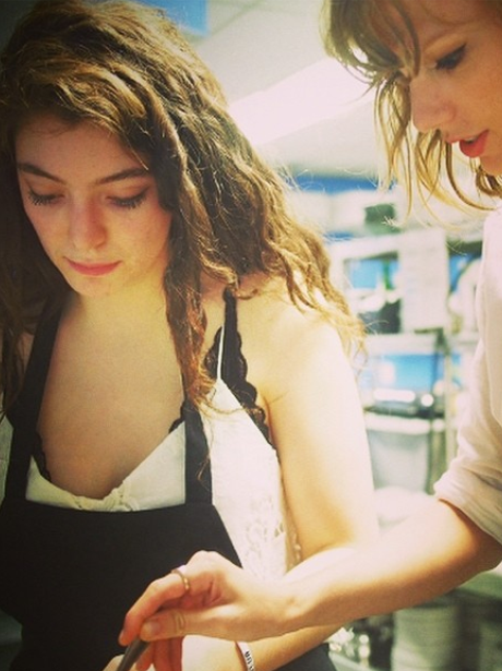 Taylor Swift and Lorde Cooking