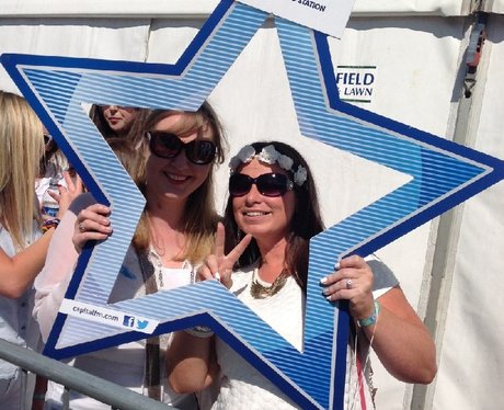 Were you pap'd by the Capital Street Stars?