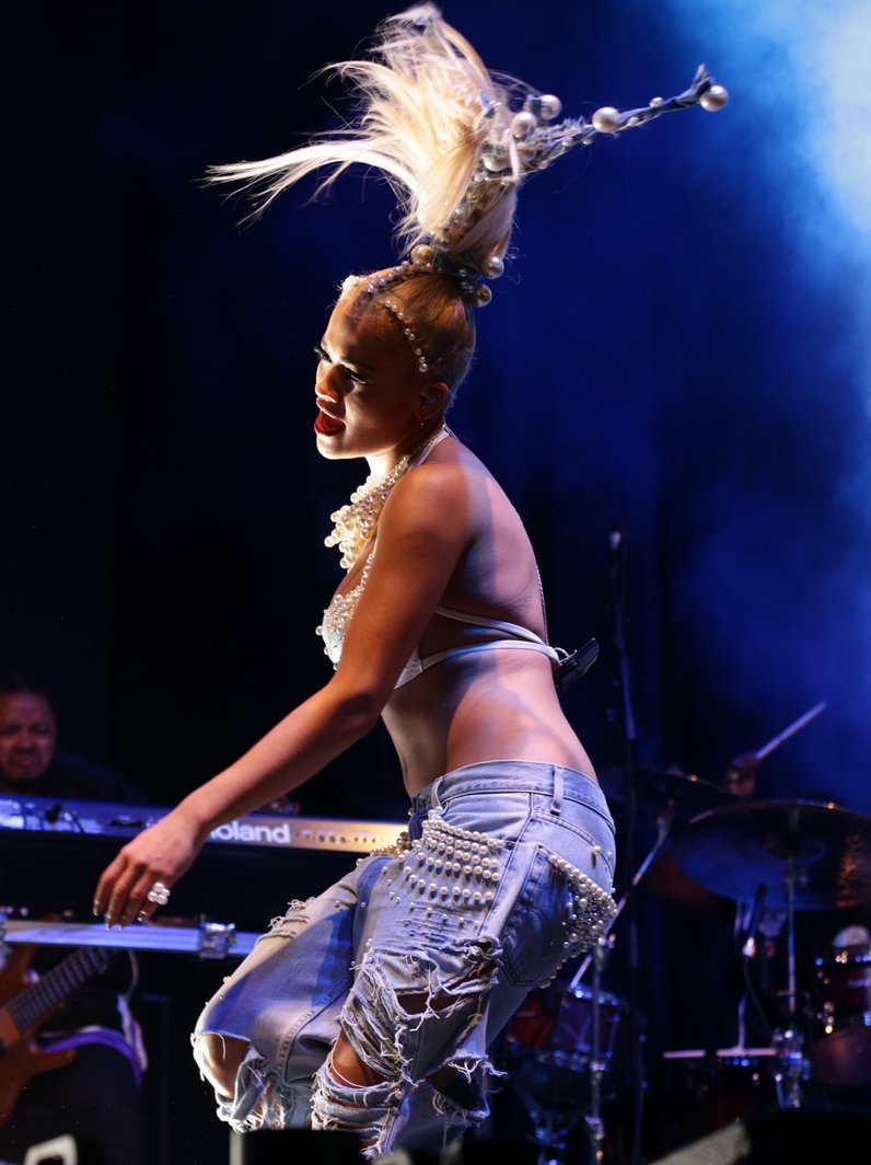 Rita Ora V Festival 2014