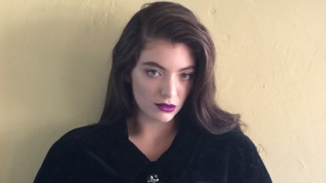 Lorde selfie VMAs instagram