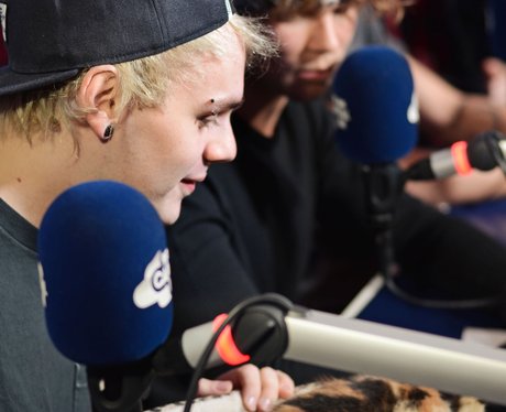 5SOS In Capital