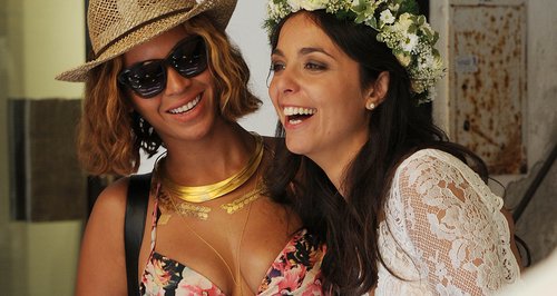 Beyonce gatecrashes wedding in Italy