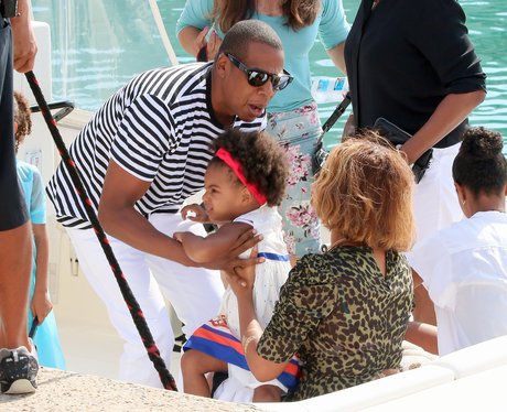 Jay Z, Blue Ivy and Beyonce on holiday