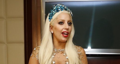 Lady Gaga wearing a crown in Dubai 