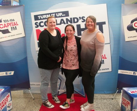 Were you pap'd by the Capital Street Stars?