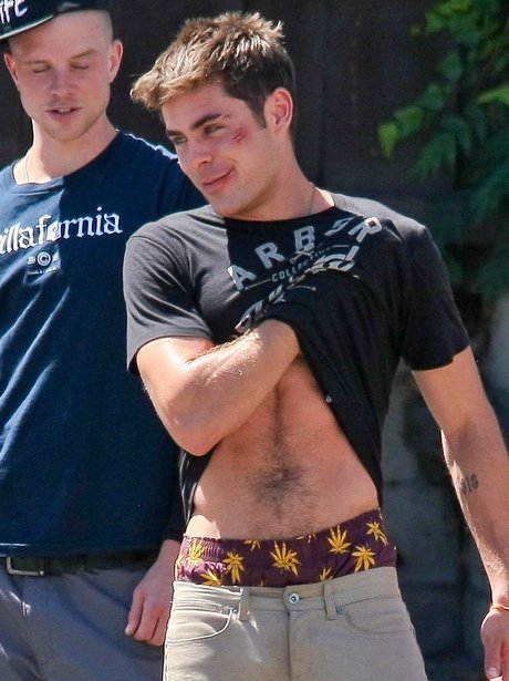 Phwoar Factor 23 Of The Hottest Zac Efron Pictures In Existence Capital 