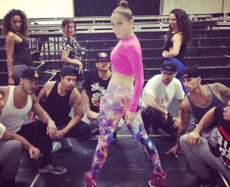 Jennifer Lopez rehearsing