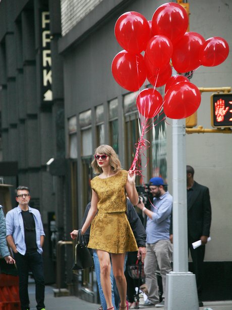 Taylor Swift Balloons New York 