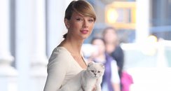 Taylor Swift takes her cat out in New York