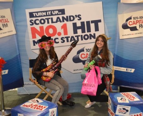 Were you pap'd by the Capital Street Stars?