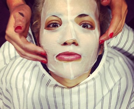 Rita Ora with face mask on instagram
