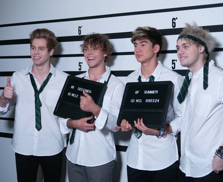 5SOS 'Good Girls' Video