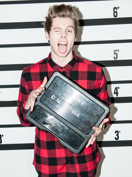 Ugh. We can't cope with how hot Luke looks right here. #ShouldBeIllegal