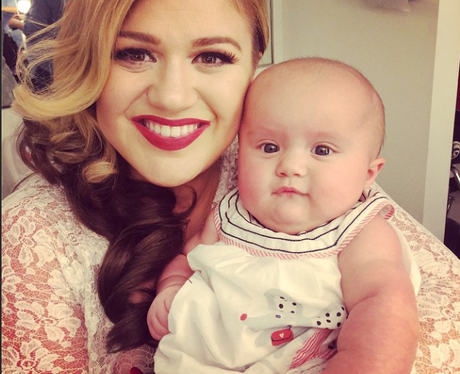 Kelly Clarkson Baby Instagram
