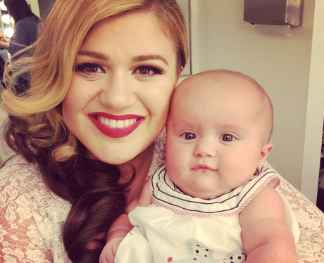 Kelly Clarkson Baby Instagram