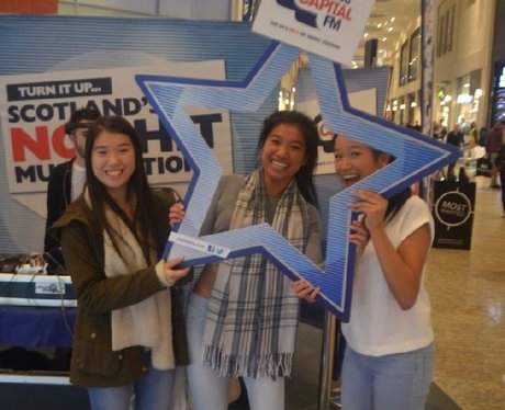 Were you pap'd by the Capital Street Stars?