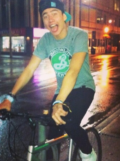 Calum Hood Bike Instagram