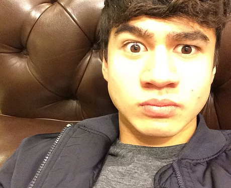 Calum Hood Selfie Instagram