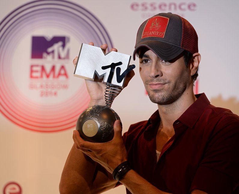 Enrique MTV EMAs 2014 Winners
