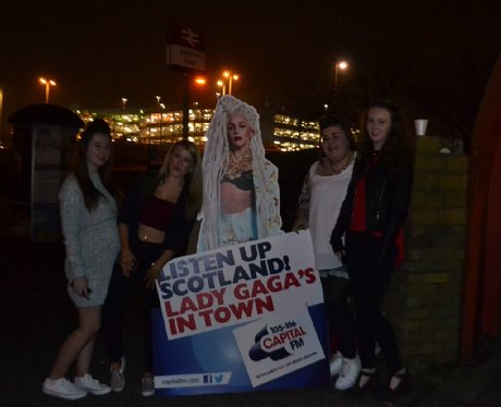 Were you pap'd by the Capital Street Stars?