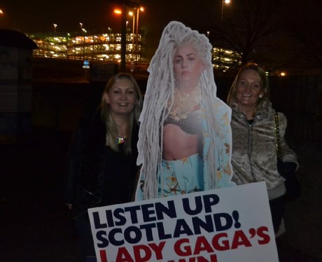 Were you pap'd by the Capital Street Stars?