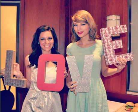 Taylor Swift Surprises Fan with gifts