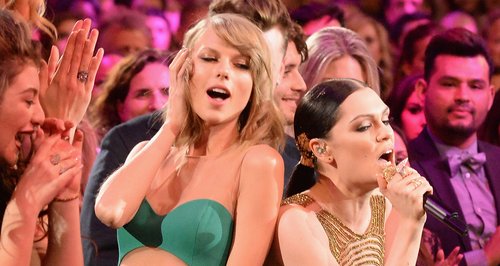 Jessie J and Taylor Swift American Music Awards 