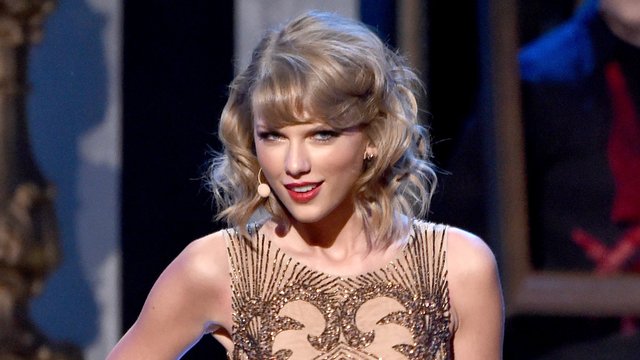 Taylor Swift American Music Awards 2014