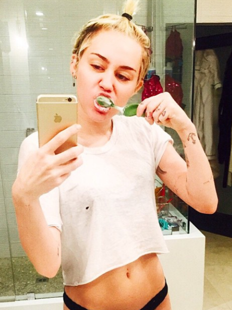 Miley Cyrus Brushing Teeth