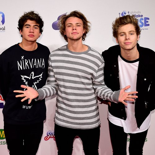 5 Seconds Of Summer Red Carpet Jingle Bell Ball 2014