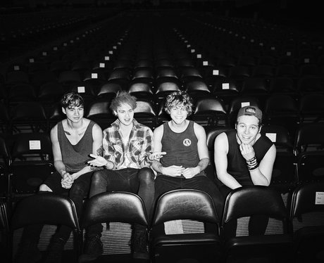 5SOS Live Concert